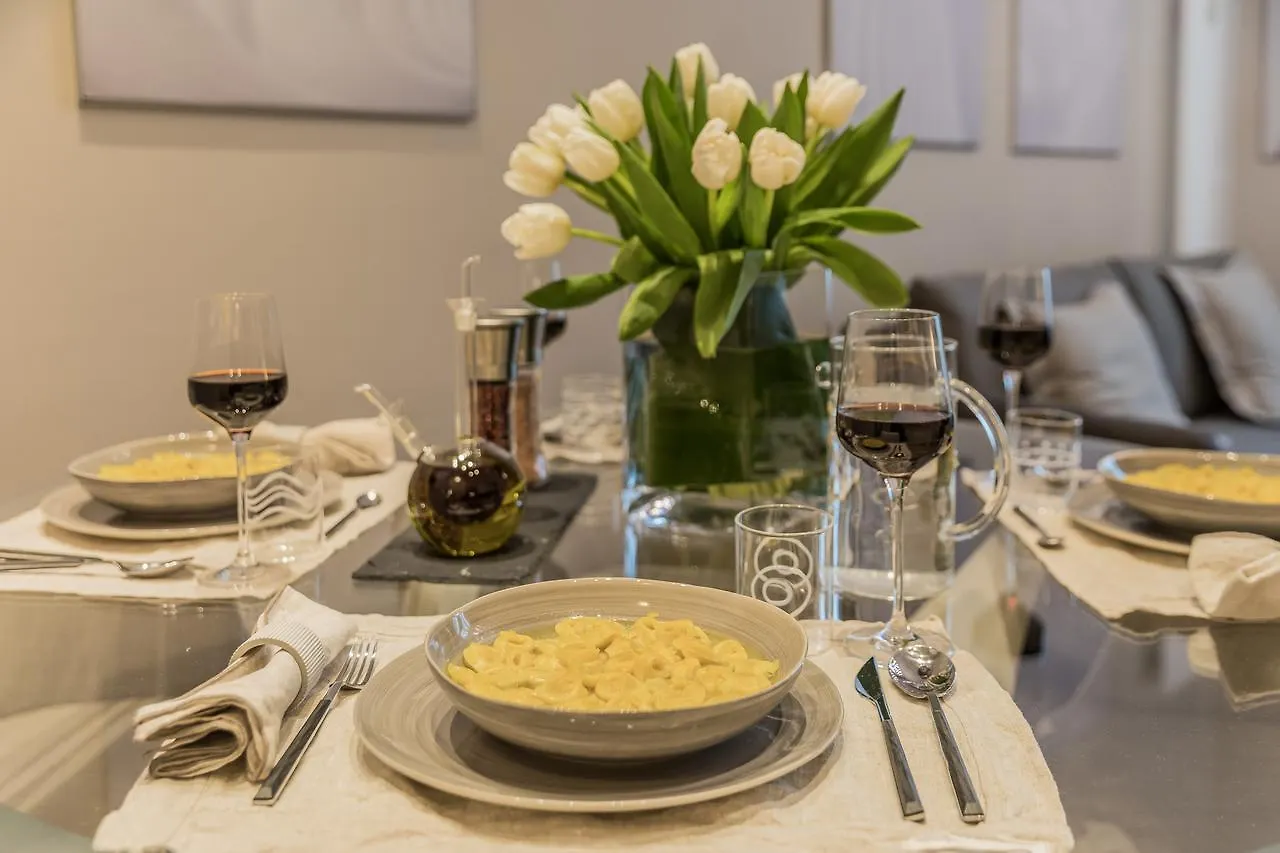 Apartment San Francesco Luxury Suite - Adult Only Bologna Italy